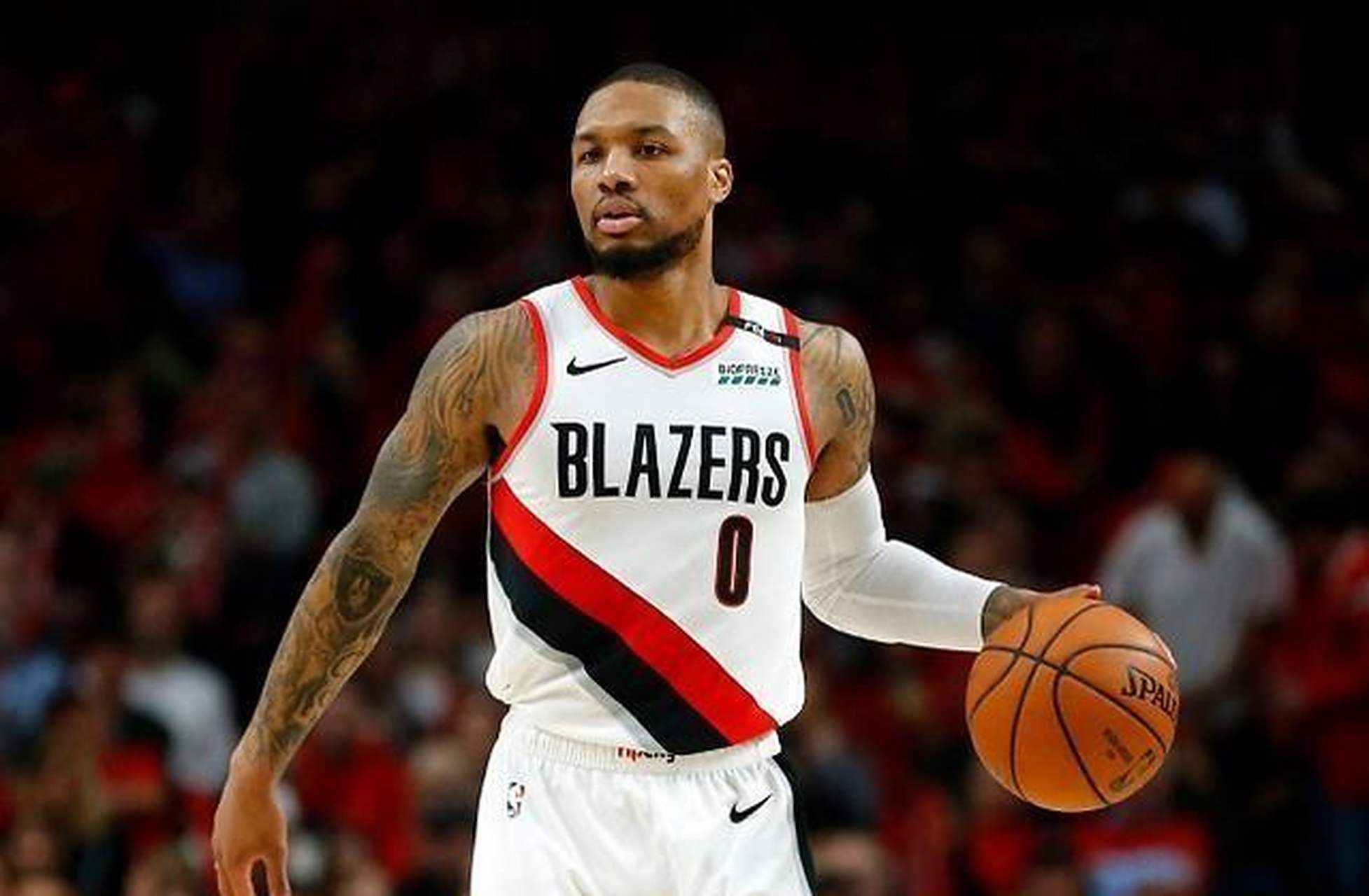 开拓者大胜尼克斯,稳居西部前列 开拓者大胜尼克斯,稳居西部前列