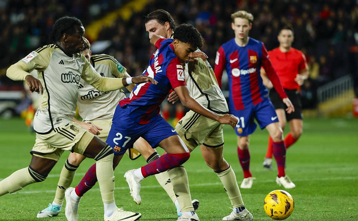 巴塞罗那客场豪取三分所向披靡的简单介绍 巴塞罗那客场豪取三分所向披靡的简单介绍