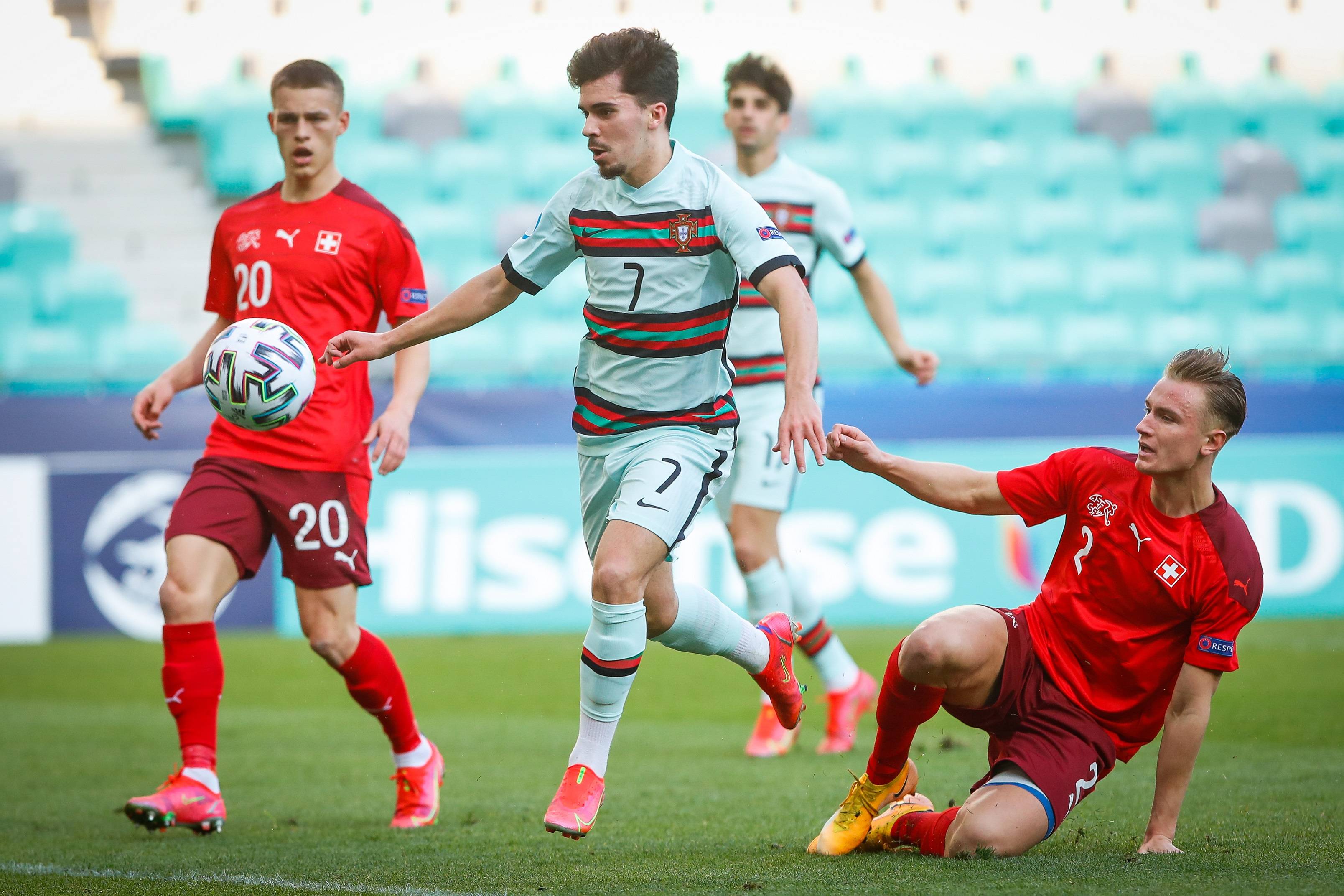 格鲁吉亚队在主场比赛中势不可挡