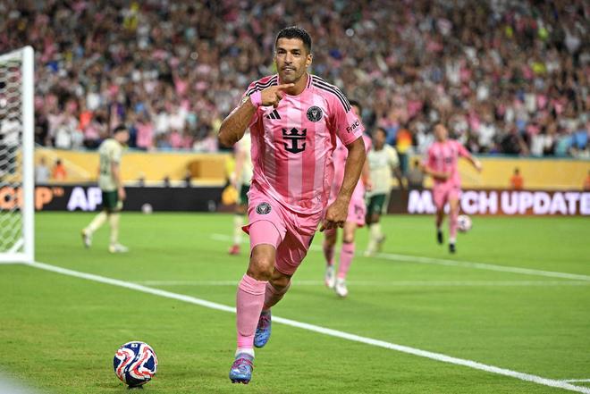 开云体育官网-丹麦逆转皇马，苏亚雷斯点燃赛场