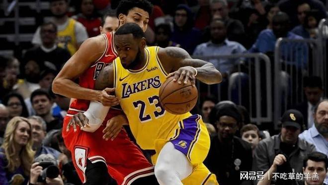 开云APP-湖人完胜步行者，武切维奇带队取胜
