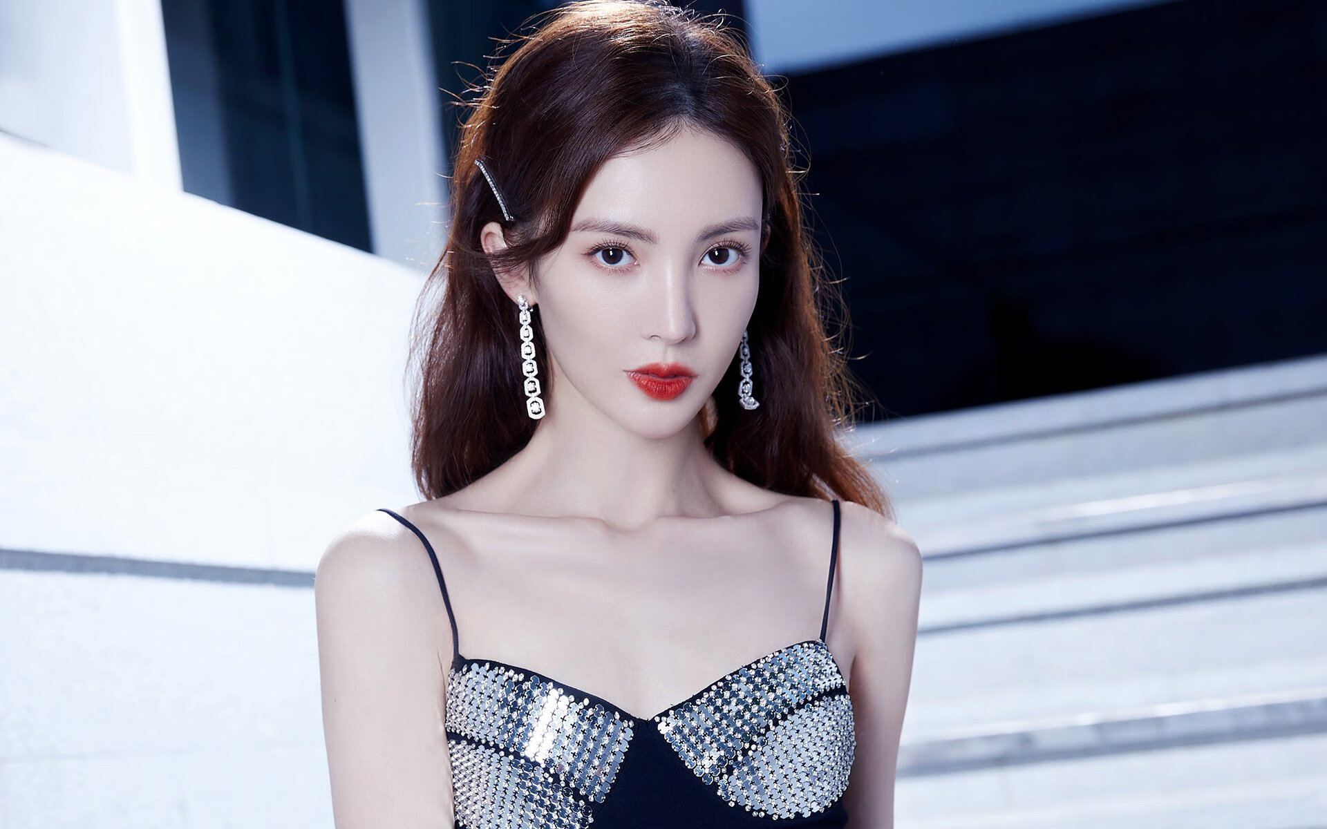 开云体育登录-速度与暂停，当F1决胜时刻遇上篮球国王的封神末节